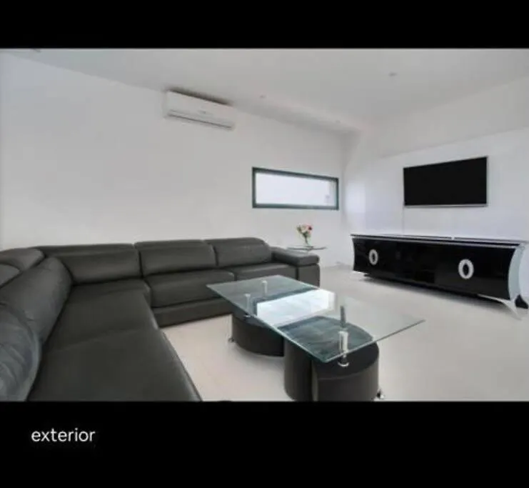 Spacious Private Villa & Private Heated Pool - Villa Sunshine Costa Teguise 0*,  Ισπανία