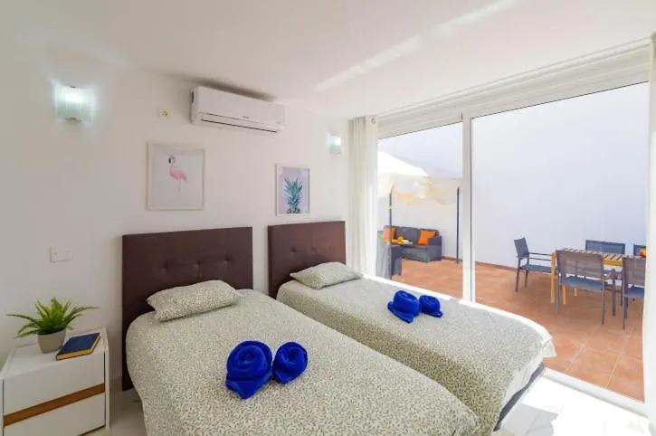 Spacious Private Villa & Private Heated Pool - Villa Sunshine Costa Teguise Ισπανία