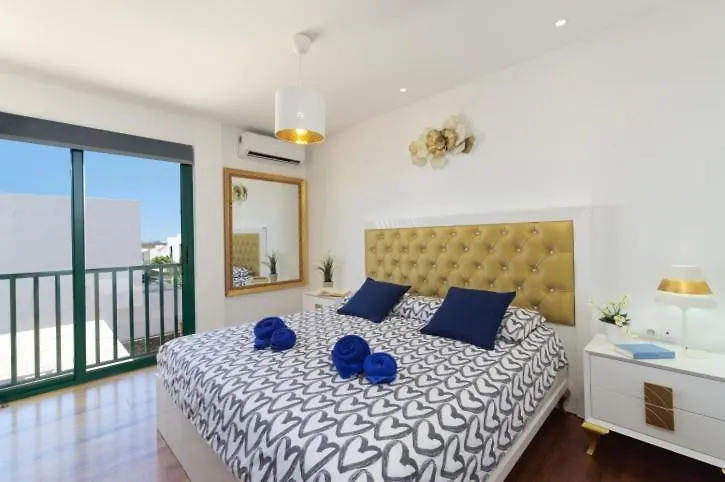 Spacious Private Villa & Private Heated Pool - Villa Sunshine Costa Teguise