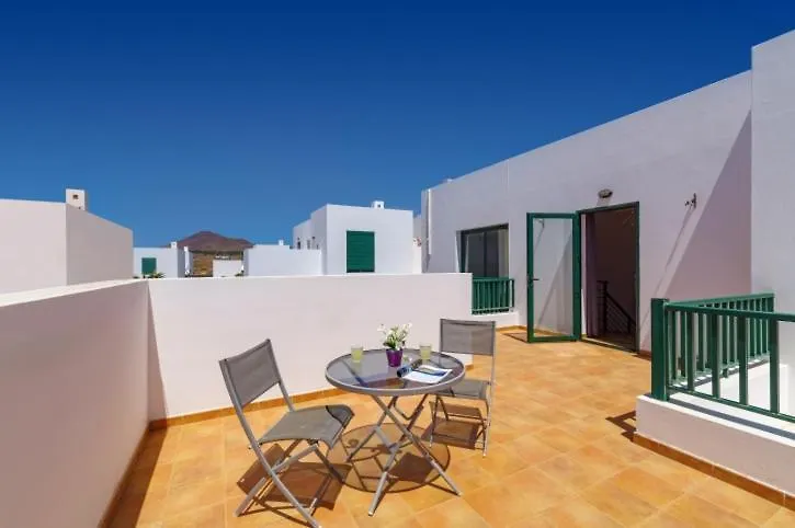 Spacious Private Villa & Private Heated Pool - Villa Sunshine Costa Teguise