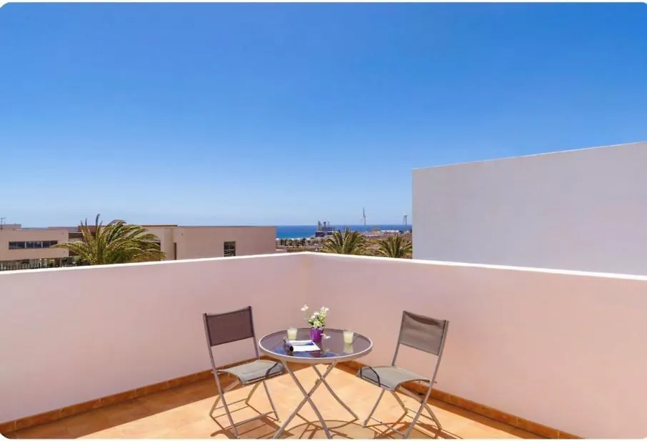 Spacious Private Villa & Private Heated Pool - Villa Sunshine Costa Teguise
